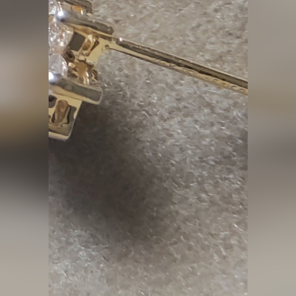 QVC Affinity Diamond Flower 0.22?Ctw Stud 14k Gold Earrings - Picture 6 of 12